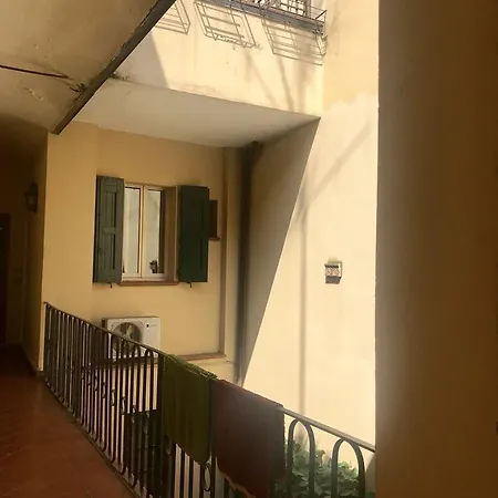 R.f.b. Appartamento Bologna